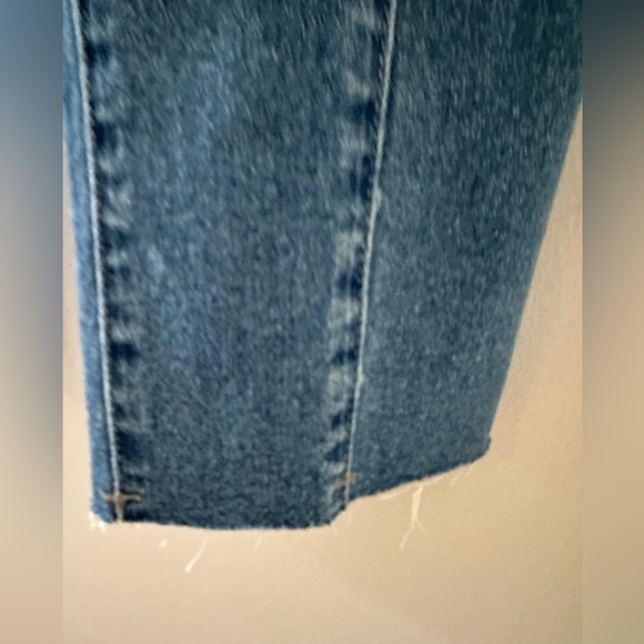 Blank NYC tulip waist with elastic button fly denim - Picture 5 of 11